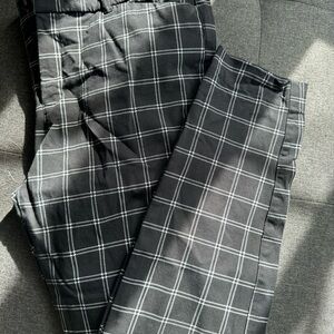 Old Navy Men's Black Plaid Dress Pants